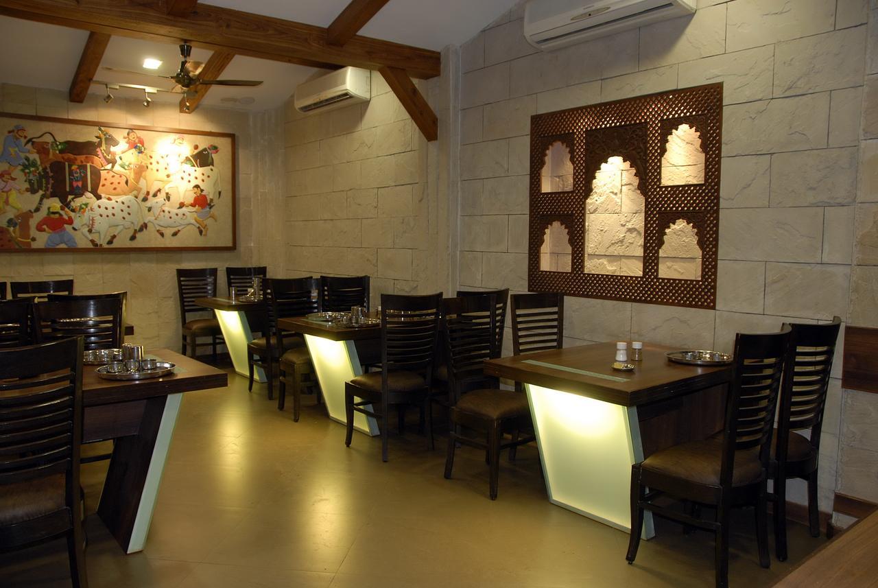 Hotel Vrinda Nāthdwāra 외부 사진