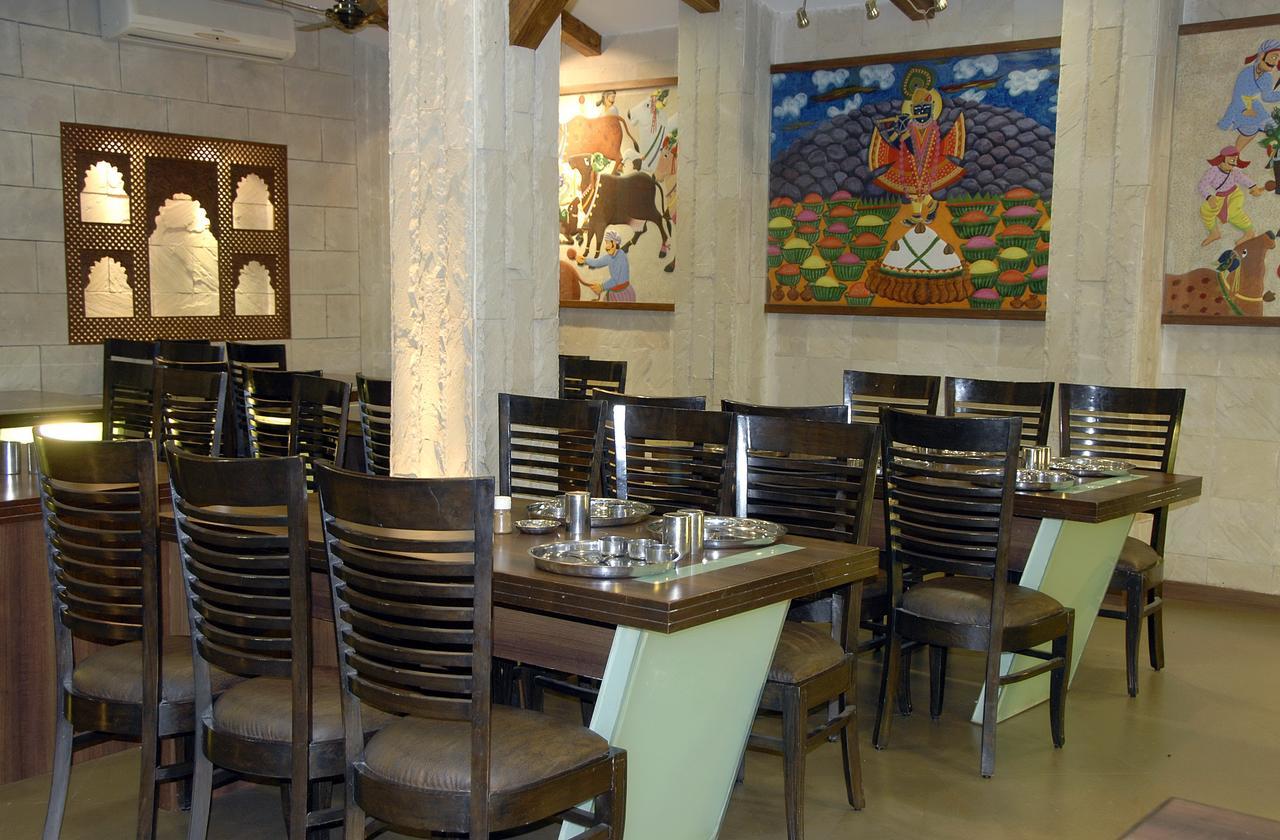 Hotel Vrinda Nāthdwāra 외부 사진