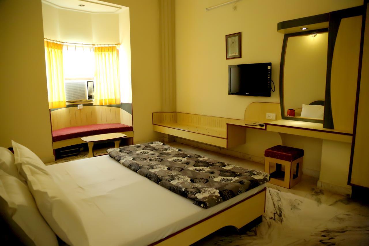 Hotel Vrinda Nāthdwāra 외부 사진